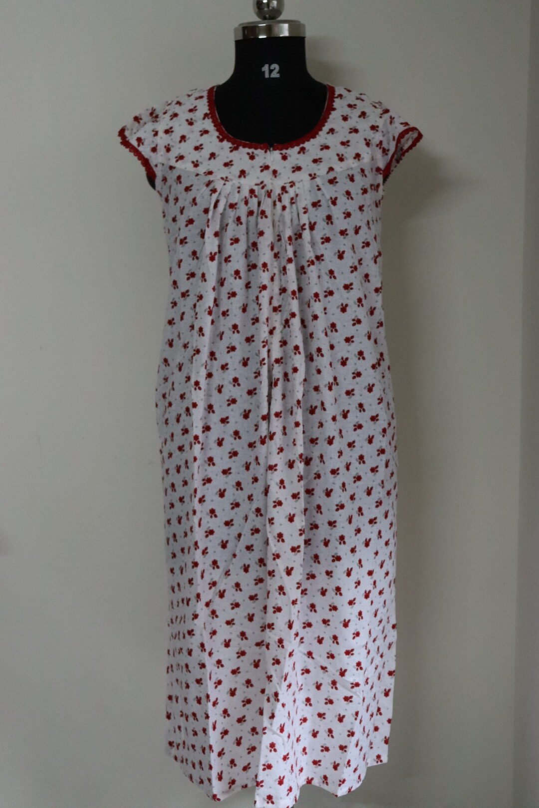 IMG_8717 FROCK NIGHTY-FREE SIZE-WITH ZIP - Image 1