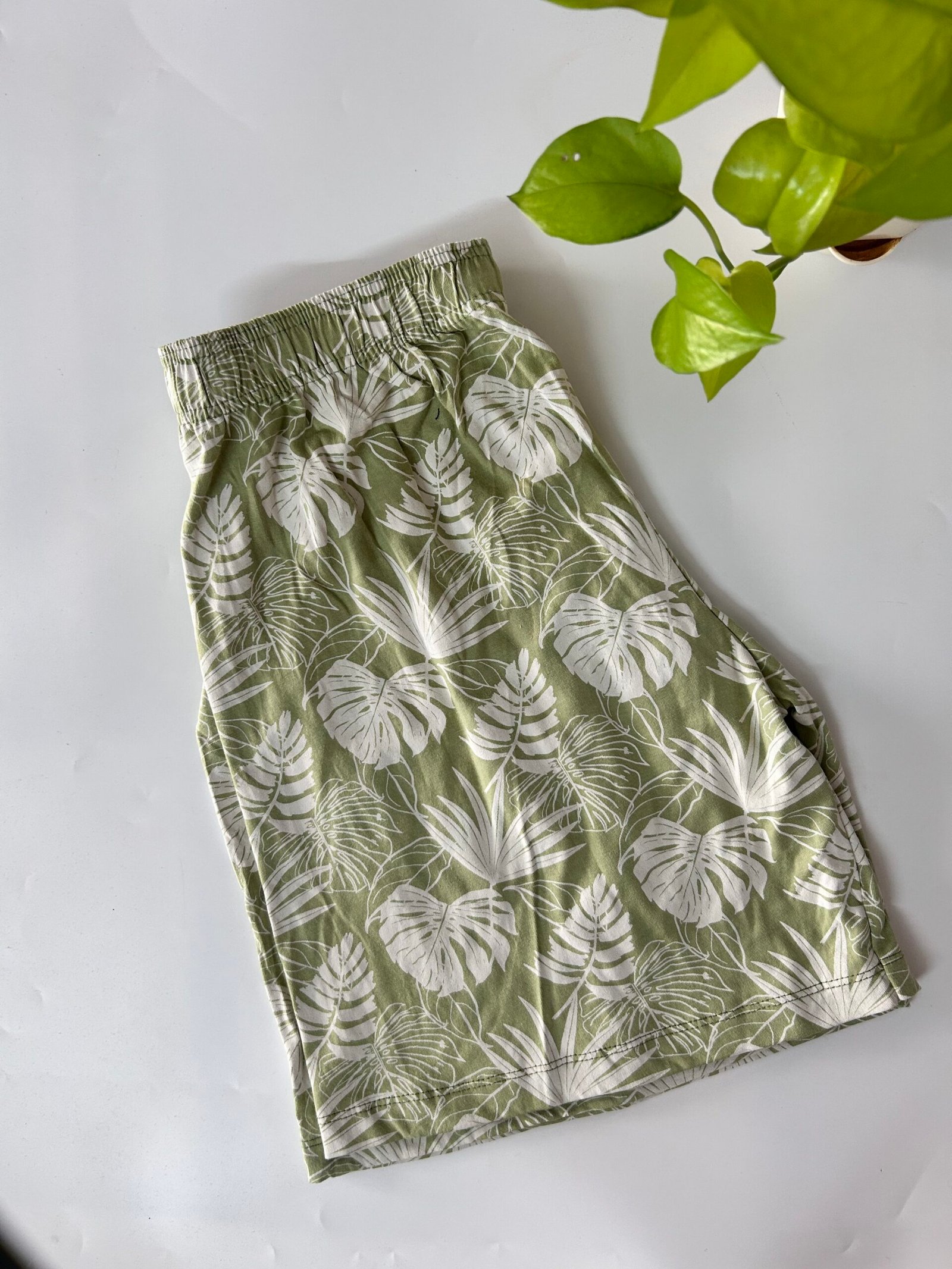 IMG_2967 SHORTS -S M L - Image 1