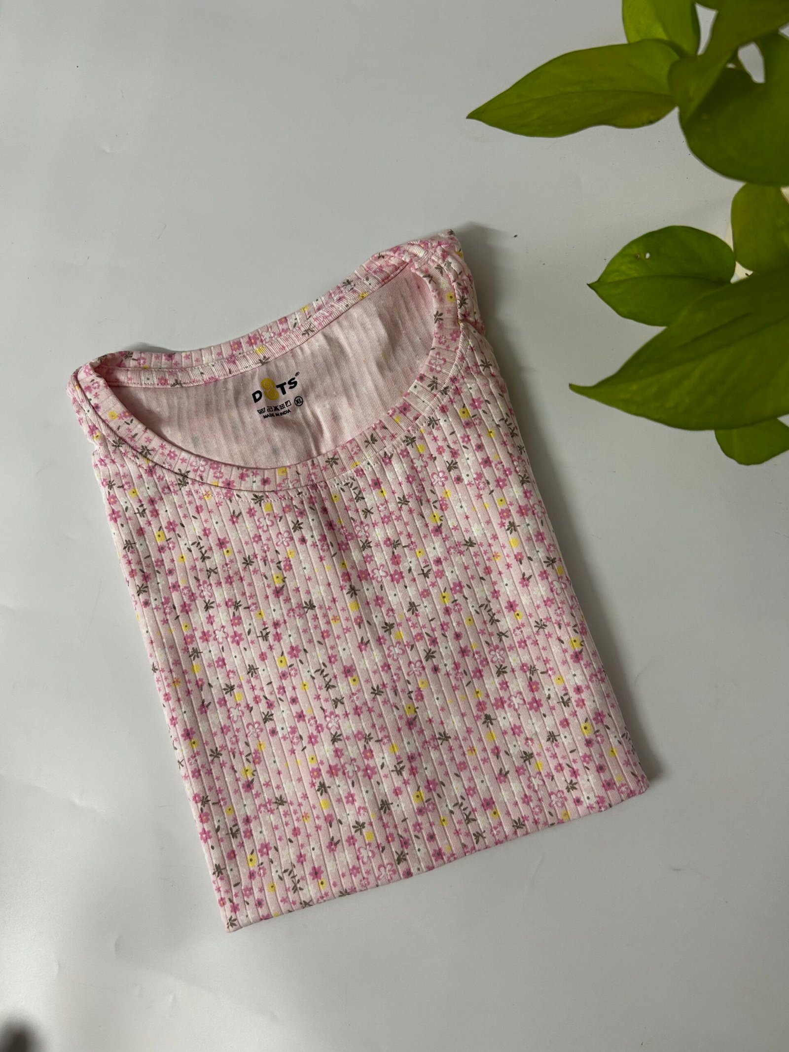IMG_4799 CROP TOP-XL - Image 1