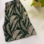 SHORTS -SIZE S, M